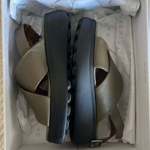 Geox olive green extremely comfortable